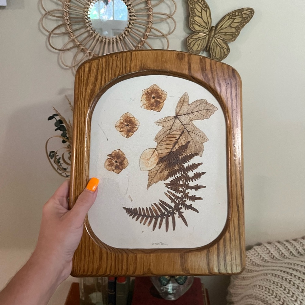 VINTAGE Botanical Pressed Plant Cutting Board